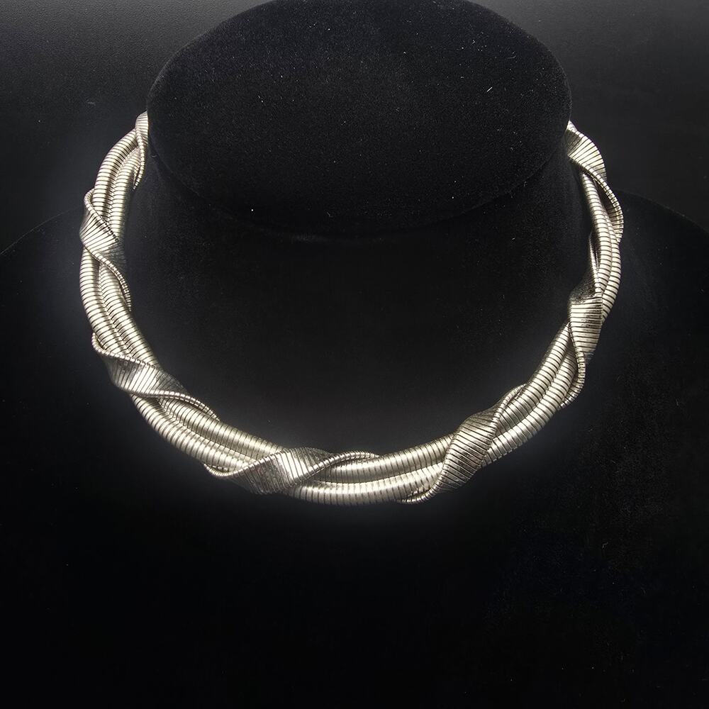 Silver Tone Twisted Chain Collar Necklace Vintage Costume Jewelry